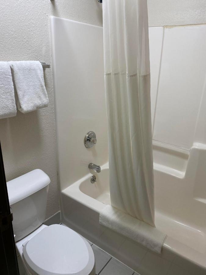 Quality Inn Rochelle Εξωτερικό φωτογραφία